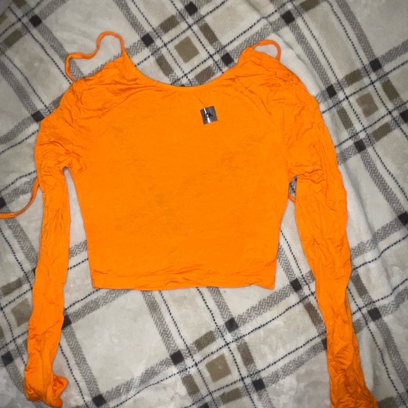 Crop top - Picture 1 of 1